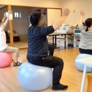 バランスボールエクササイズ