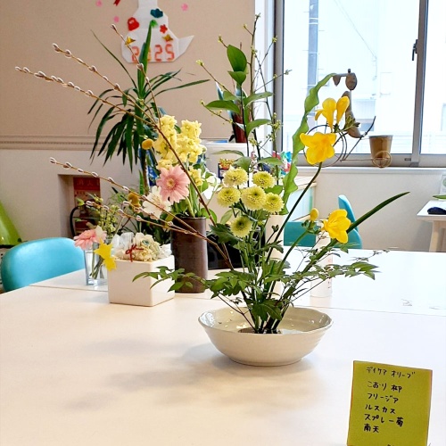 生け花（2月のオリーブ風景から）